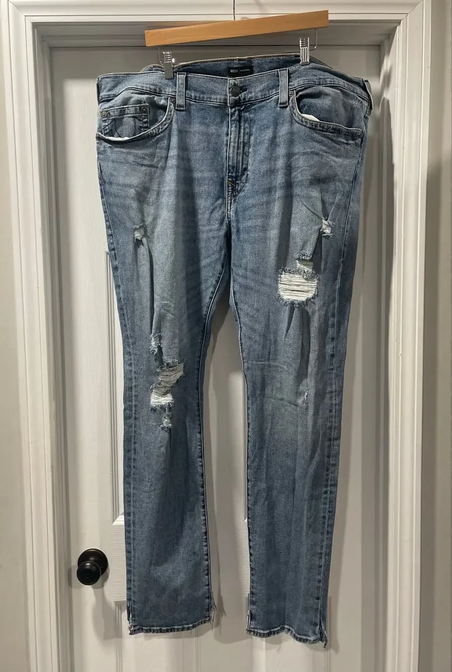 True Religion Rocco Relaxed Skinny Jeans Mens 44x33 Light Wash Distressed Denim